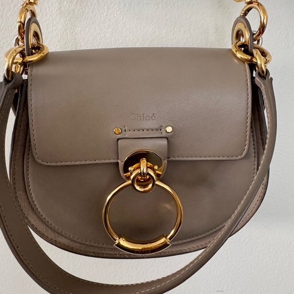 Chloe Beige Crossbody Bag with Gold Accents - Picture 3 of 14